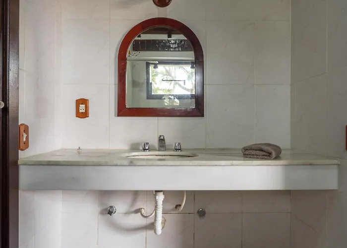 Exclusiva casa em Geriba com vista para o mar