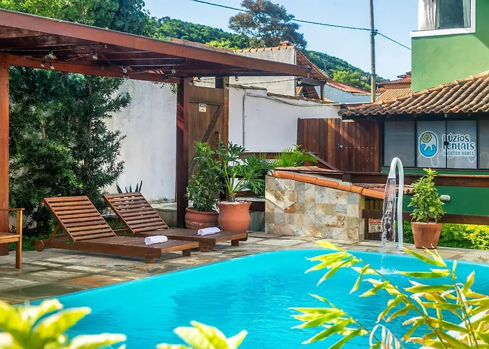 Villa Arpoador | Praia Piscina Churrasqueira Estacionamento | By Buzios Rentals